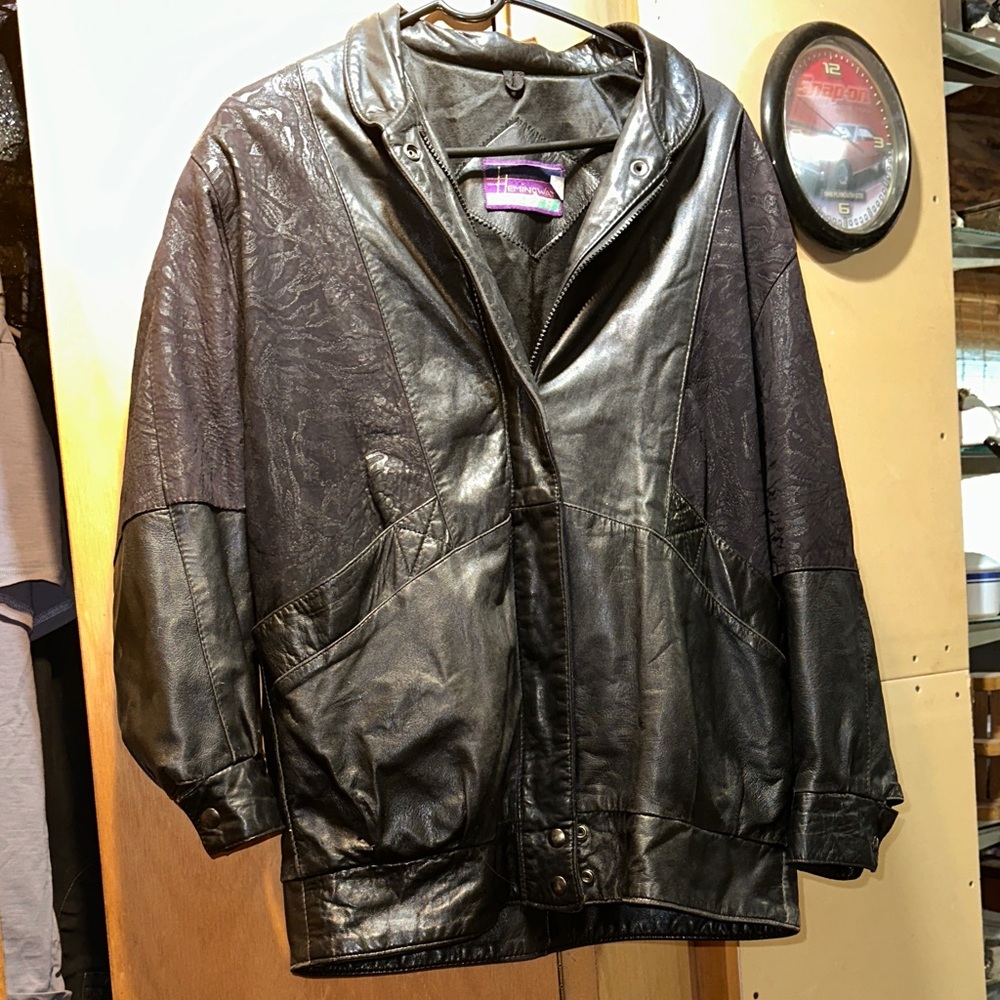 Women’s Black Leather Jacket SIZE 9/10